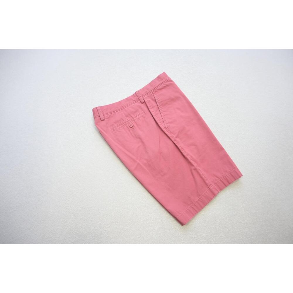 J Crew Gramercy Chino Shorts Mens 33 Dark Pink Flat Front Cotton Good